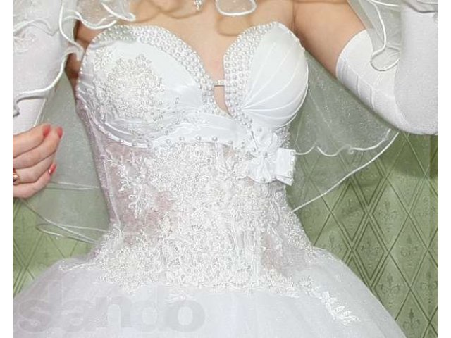 Свадебное платье в городе Цимлянск, фото 2, стоимость: 12 000 руб.
