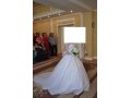 Продам белоснежное свадебное платье со шлейфом в городе Кингисепп, фото 3, Свадебные платья