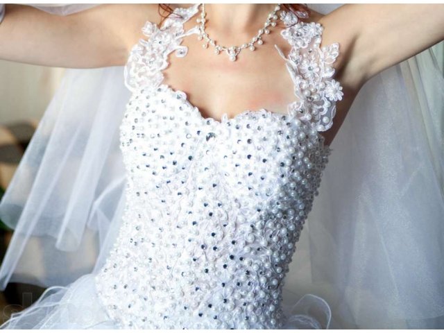 Шикарное свадебное платье в городе Мценск, фото 2, стоимость: 10 000 руб.