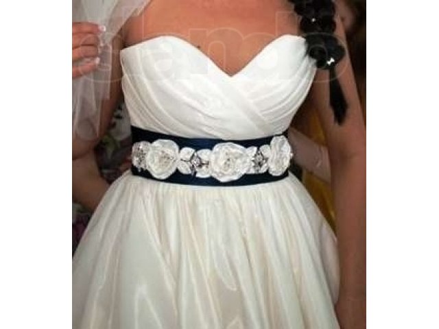 Продам шикарное свадебное платье в городе Комсомольск-на-Амуре, фото 1, Свадебные платья