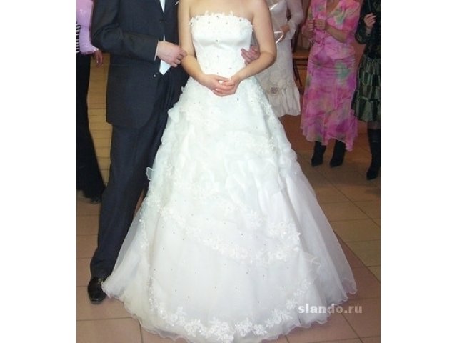 Красивое свадебное платье в городе Пенза, фото 1, стоимость: 6 000 руб.