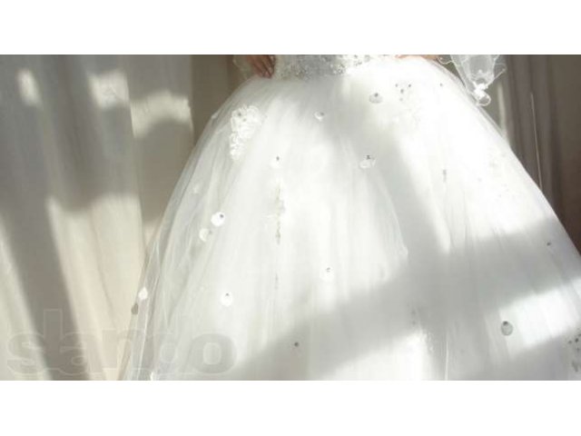 Продам свадебное платье в пос.Ноглики (САХАЛИН) в городе Южно-Сахалинск, фото 3, стоимость: 10 000 руб.