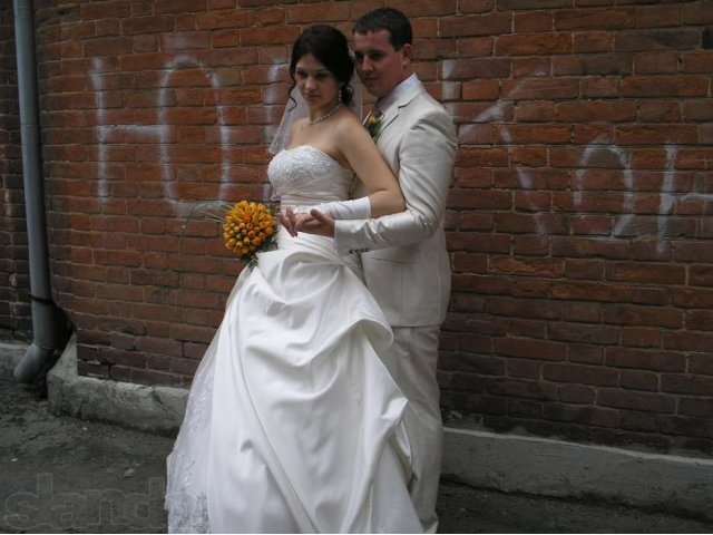 Продам или отдам на прокат свадебное платье сшитое на заказ! в городе Новочеркасск, фото 2, Ростовская область