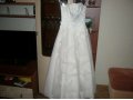 продам красивое свадебное платье б/у 44-46 р с перчатками и сумочкой в городе Белгород, фото 1, Белгородская область