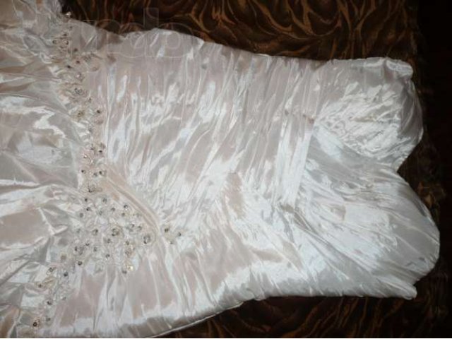 Продается красивое и совершенно новое свадебное платье в городе Воронеж, фото 3, Свадебные платья