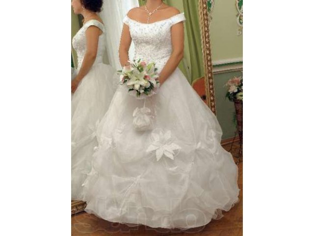 Срочно продам свадебное платье в городе Иваново, фото 1, стоимость: 3 000 руб.
