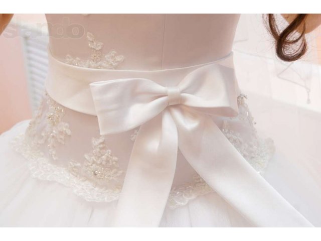 Продаю красивое свадебное платье! в городе Йошкар-Ола, фото 1, стоимость: 10 000 руб.