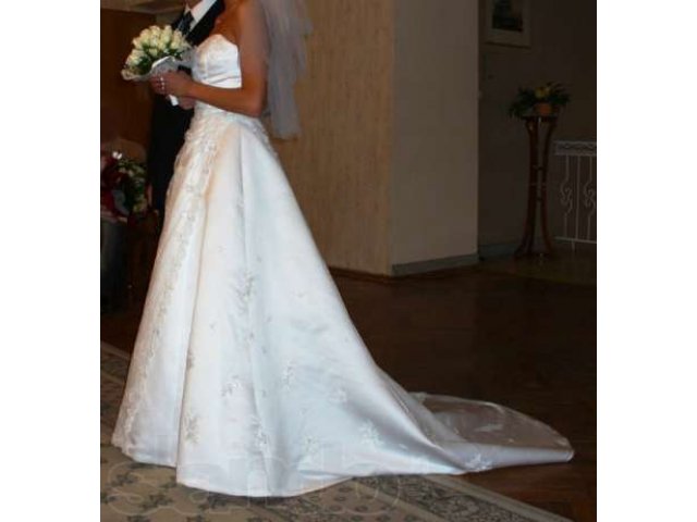 Свадебное платье. Пр-во Италия в городе Смоленск, фото 2, Смоленская область