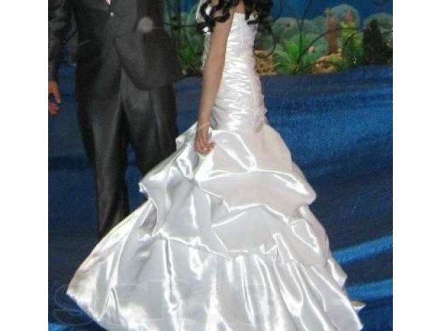 Продам свадебное платье. в городе Кириши, фото 2, Свадебные платья