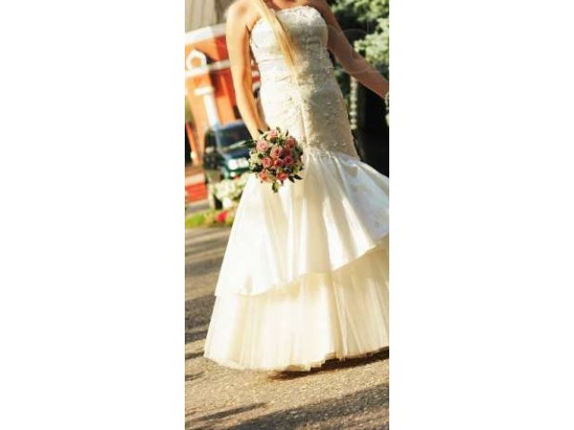 Свадебное платье в городе Павлово, фото 1, стоимость: 6 000 руб.