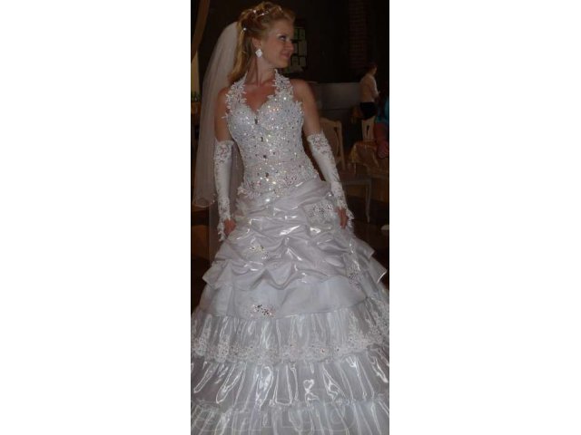 Свадебное платье в городе Георгиевск, фото 1, стоимость: 15 000 руб.
