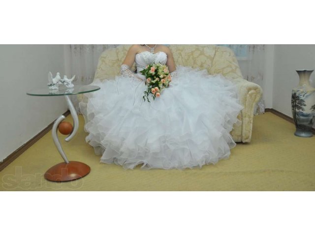 Продается свадебное платье размер 44-46 в городе Надым, фото 3, Ямало-Ненецкий автономный округ