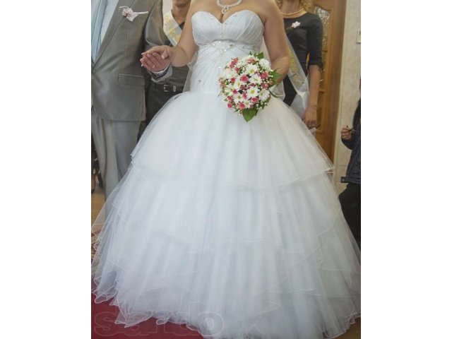 Срочно продаю свадебное платье 12т.р.торг! в городе Тихорецк, фото 3, Краснодарский край