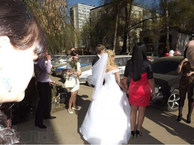 очень красивое платье в городе Рязань, фото 7, Свадебные платья