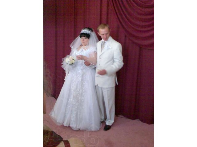 свадебное платье в городе Армавир, фото 2, стоимость: 10 000 руб.