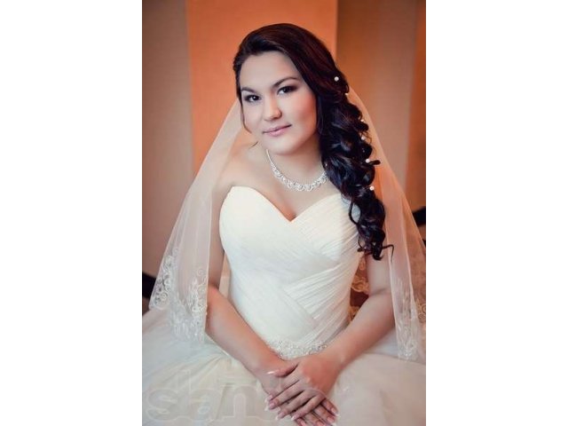 Продам свадебное платье в городе Сургут, фото 2, Ханты-Мансийский автономный округ