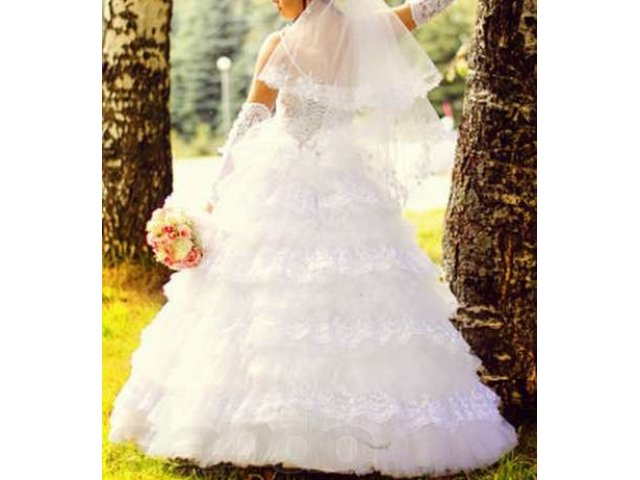 Продам свадебное платье.(перчатки,диадема,колье)Размер 44-46. в городе Кострома, фото 5, Свадебные платья