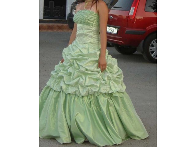 Продам платье выпускное пышное!!! в городе Тюмень, фото 1, Тюменская область