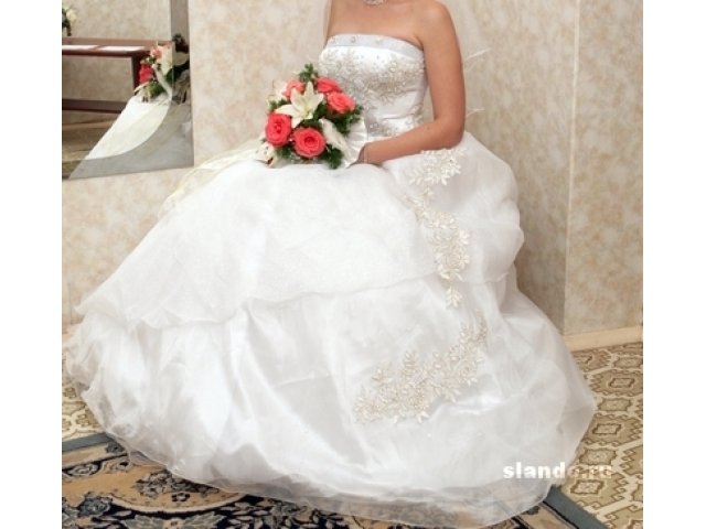 Продам красивое свадебное платье с аксессуарами в городе Фурманов, фото 2, Ивановская область