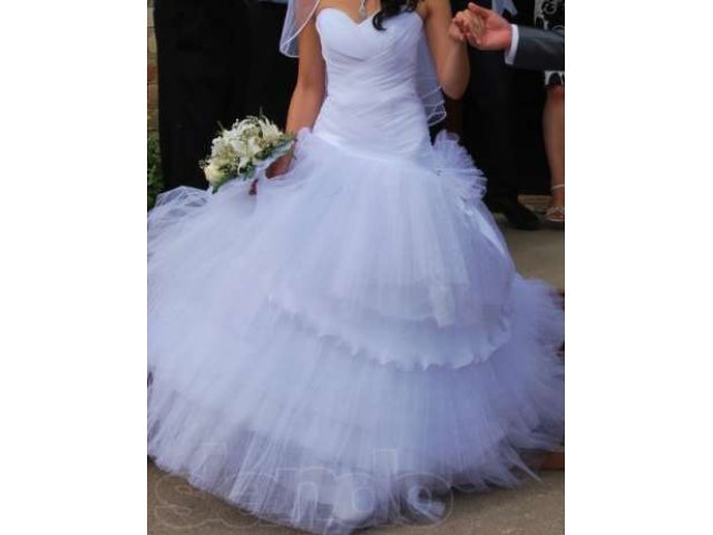 Продам Свадебное платье в городе Саратов, фото 1, Свадебные платья