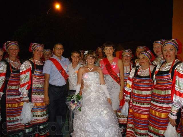 Продаю садебное платье в городе Славянск-на-Кубани, фото 1, стоимость: 6 000 руб.