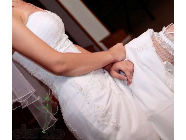 Продается свадебное платье в городе Находка, фото 1, стоимость: 4 500 руб.