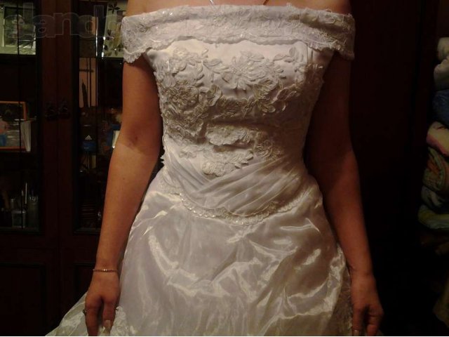 Свадебное платье в городе Ишим, фото 1, стоимость: 6 500 руб.