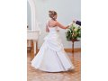 Свадебное платье в городе Хабаровск, фото 2, стоимость: 10 800 руб.