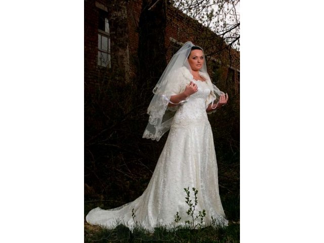 Свадебное платье, р-р 46-48 в городе Белгород, фото 1, стоимость: 14 500 руб.