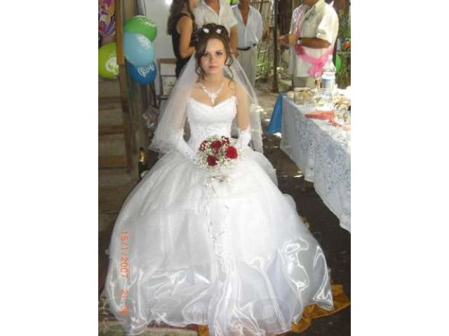 Продаётся свадебное платье в городе Пятигорск, фото 1, стоимость: 5 500 руб.