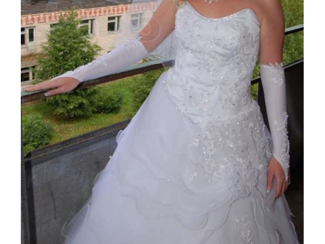 Продаю свадебное платье в городе Сокол, фото 2, стоимость: 6 000 руб.