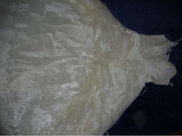 Свадебное платье в городе Кострома, фото 1, стоимость: 3 500 руб.