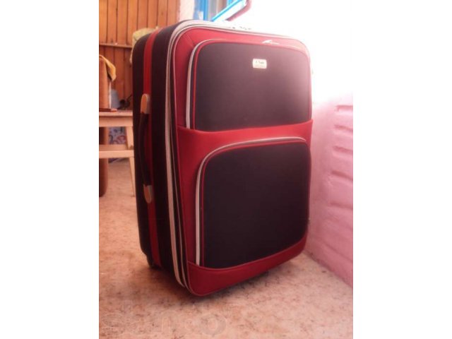 продаю чемодан в городе Курган, фото 1, стоимость: 500 руб.