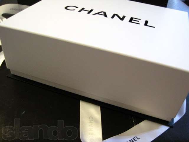 Подарочная коробка Chanel в городе Томск, фото 1, стоимость: 350 руб.