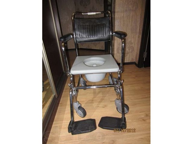 Продам новое кресло-туалет для инвалидов в городе Сургут, фото 2, Ханты-Мансийский автономный округ
