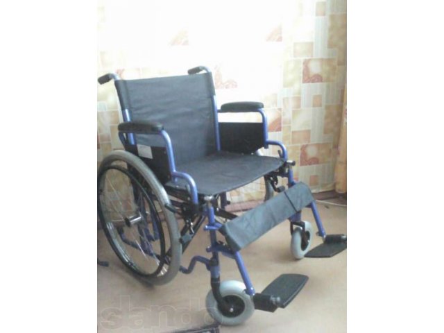 Продаю инвалидную кресло-коляску срочно. в городе Ржев, фото 3, Товары для инвалидов