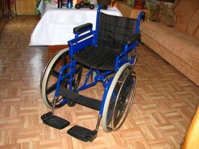 продаю инвалидную коляску в городе Саратов, фото 1, Товары для инвалидов