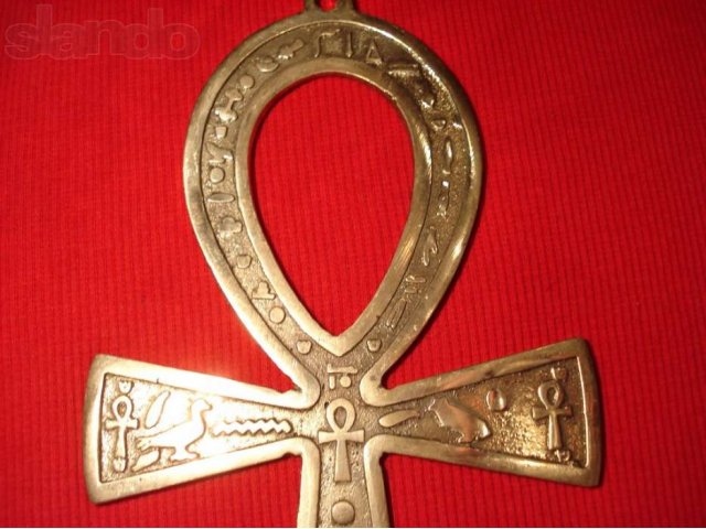 Ключ жизни больница. Анкх золото 585. Ключ жизни Египетский. Анкх деревянный. Символ ключ жизни.