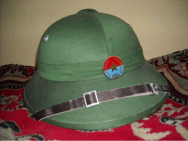 продаю шлем вьетконга в городе Казань, фото 1, Военные предметы