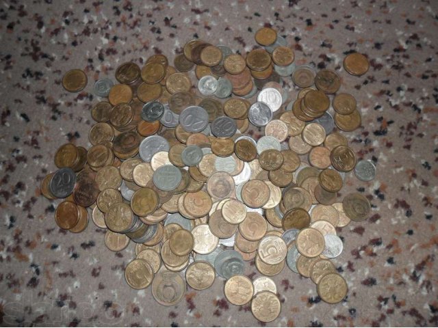 Продам, обменяю редкие монеты 10 копеек С-П 2001 года!!! в городе Биробиджан, фото 1, Еврейская автономная область