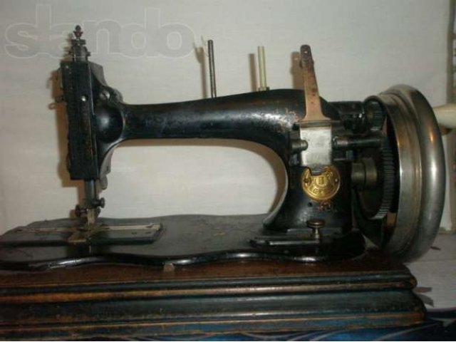 Швейная машина ручная в городе Махачкала, фото 1, стоимость: 1 руб.