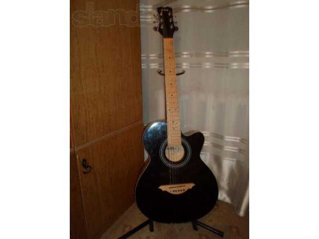 Акустическая гитара с принадлежностями в городе Иркутск, фото 1, стоимость: 4 500 руб.