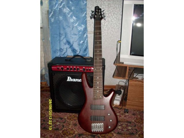 6-ти струнная Бас гитара в городе Донское, фото 1, стоимость: 8 000 руб.