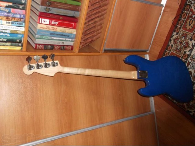 Продам Бас гитару в хорошем состоянии! И чехол в городе Курган, фото 4, стоимость: 5 000 руб.