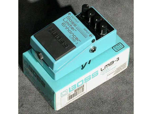 Педаль для бас гитары Boss LMB-3 Limiter Enhancer в городе Казань, фото 1, стоимость: 4 194 руб.