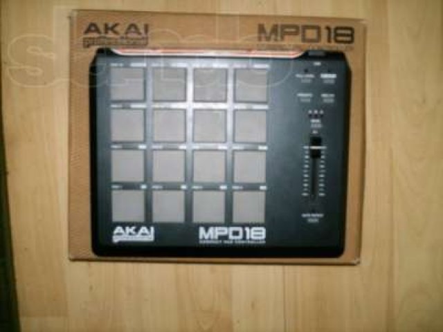 Продам MIDI-контроллер AKAI MPD18 в городе Челябинск, фото 2, Челябинская область