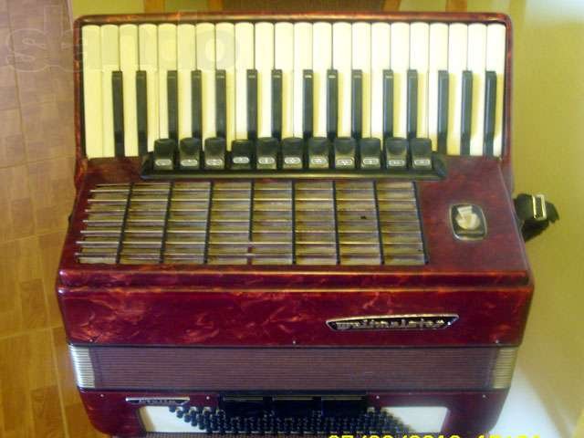 Хороший немецкий аккордеон - Weltmeister Stella. в городе Туапсе, фото 1, стоимость: 16 000 руб.