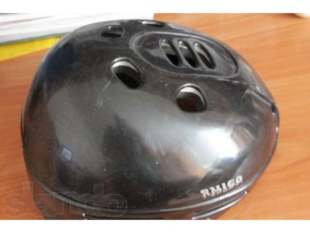 Шлем черный в городе Гатчина, фото 1, стоимость: 200 руб.