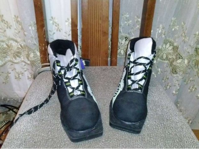 Ботинки для беговых лыж, 36 размер. Новые, не использовались ни разу. в городе Магнитогорск, фото 1, стоимость: 700 руб.