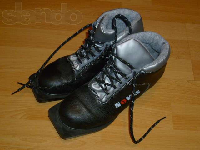 Лыжные ботинки (есть 35 и 37 размеры) в городе Рязань, фото 1, стоимость: 500 руб.